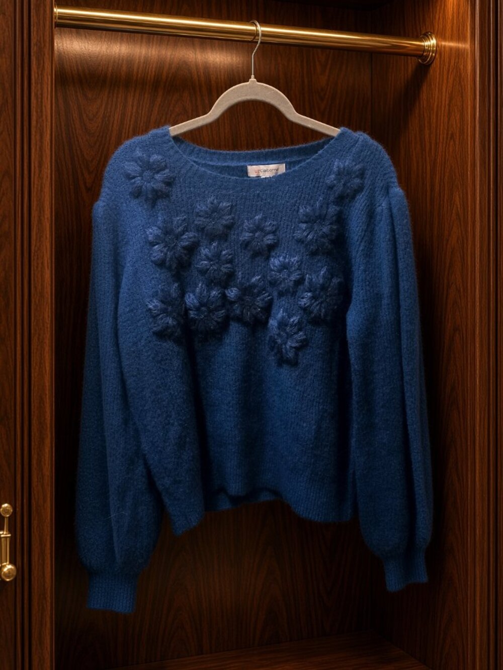Liz Claiborne Women's Teal Fuzzy Sweater Three-Dimensi Flowers